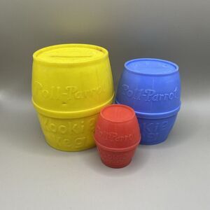 Vintage Plastic Poll Parrot Shoes Nesting Coin‎ Bank Barrel Kookie Keg Set of 3